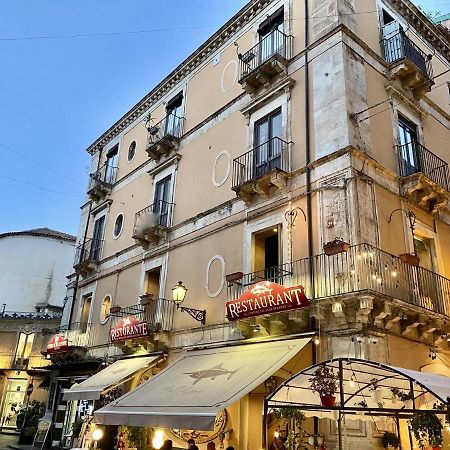 La Maison Del Bell'Antonio - Catania Downtown ภายนอก รูปภาพ