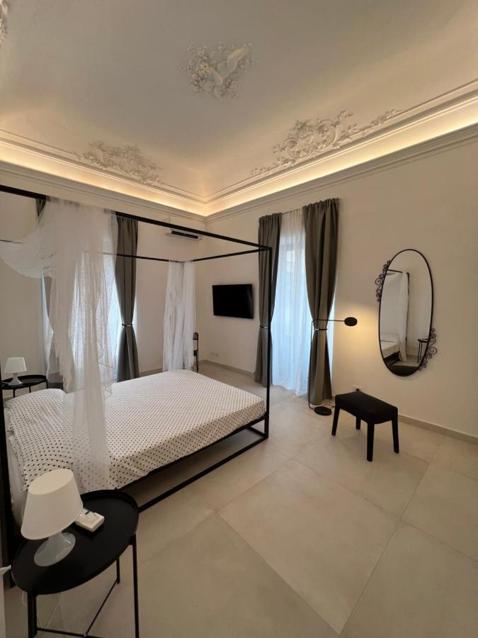 La Maison Del Bell'Antonio - Catania Downtown ภายนอก รูปภาพ